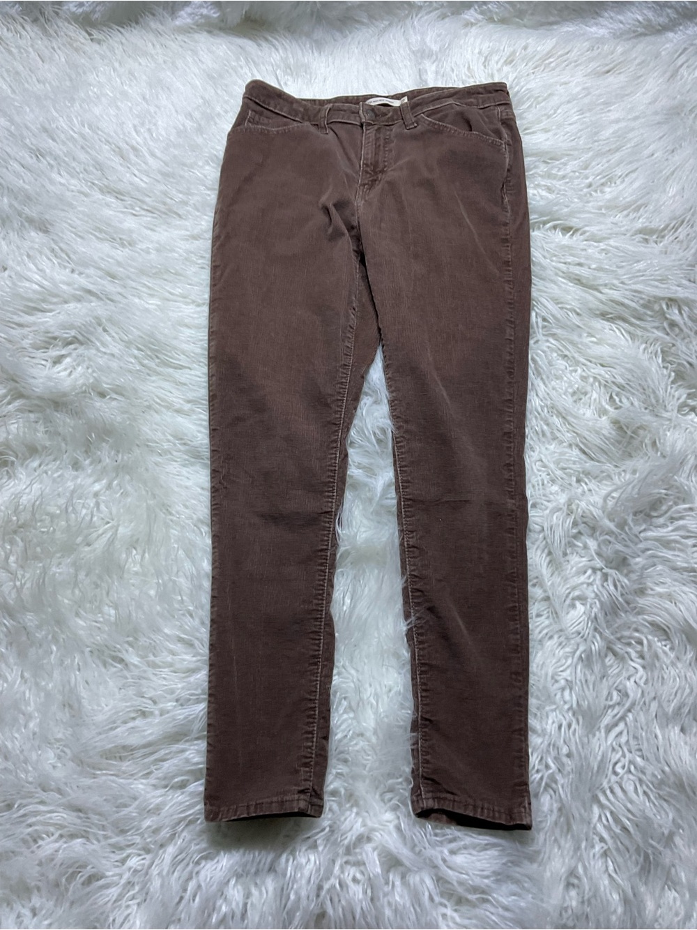 Levi’s 721 High Rise Corduroy Skinny Pants